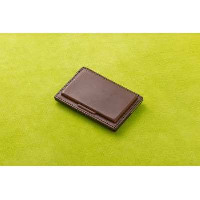 colmの名刺入れ ブラウン「立体成型でつくった 好印象を与える独自の名刺入れ」