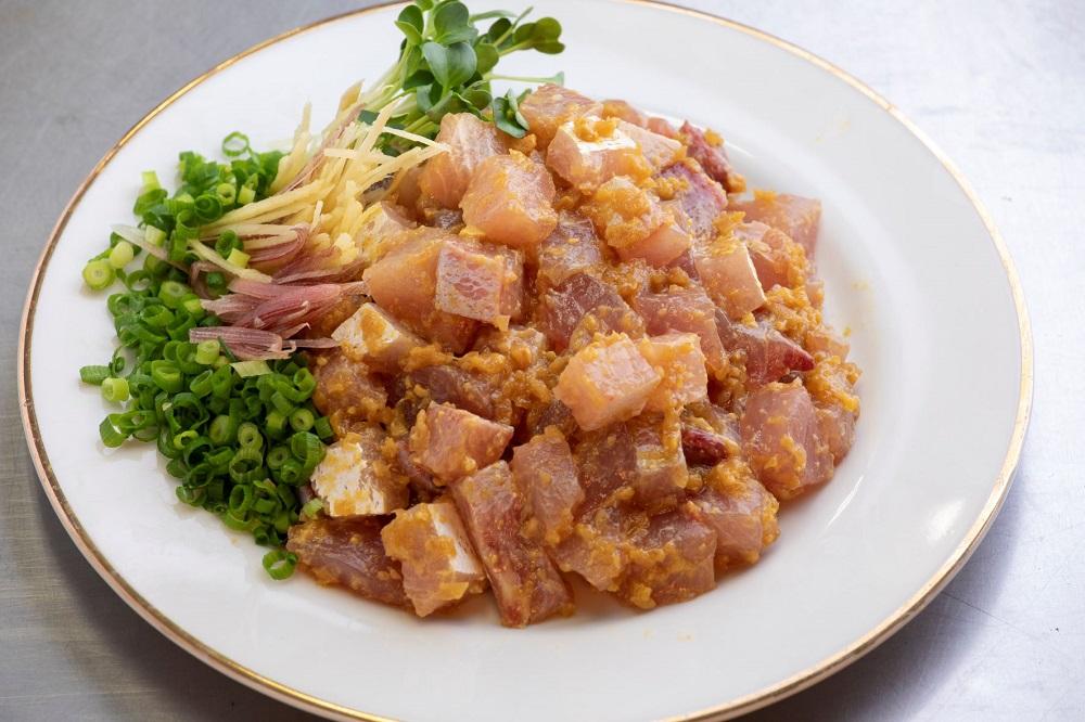 富山湾の天然ぶり丼セット