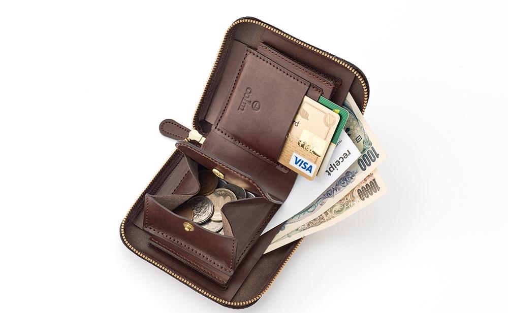 colm二つ折り財布　ブラウン　立体成型で作った本革製財布