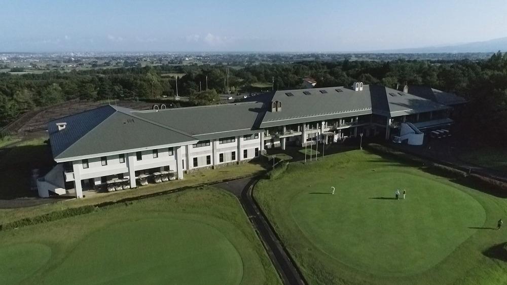 富山カントリークラブ　ゴルフ場利用券 (3,000円分）