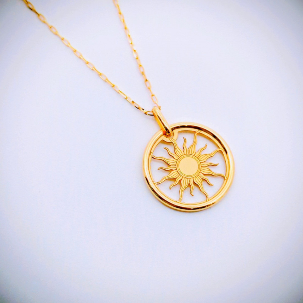 【18金イエローゴールド ルーチェペンダントトップ】富山県 富山市 贈り物 おすすめ ギフト 記念