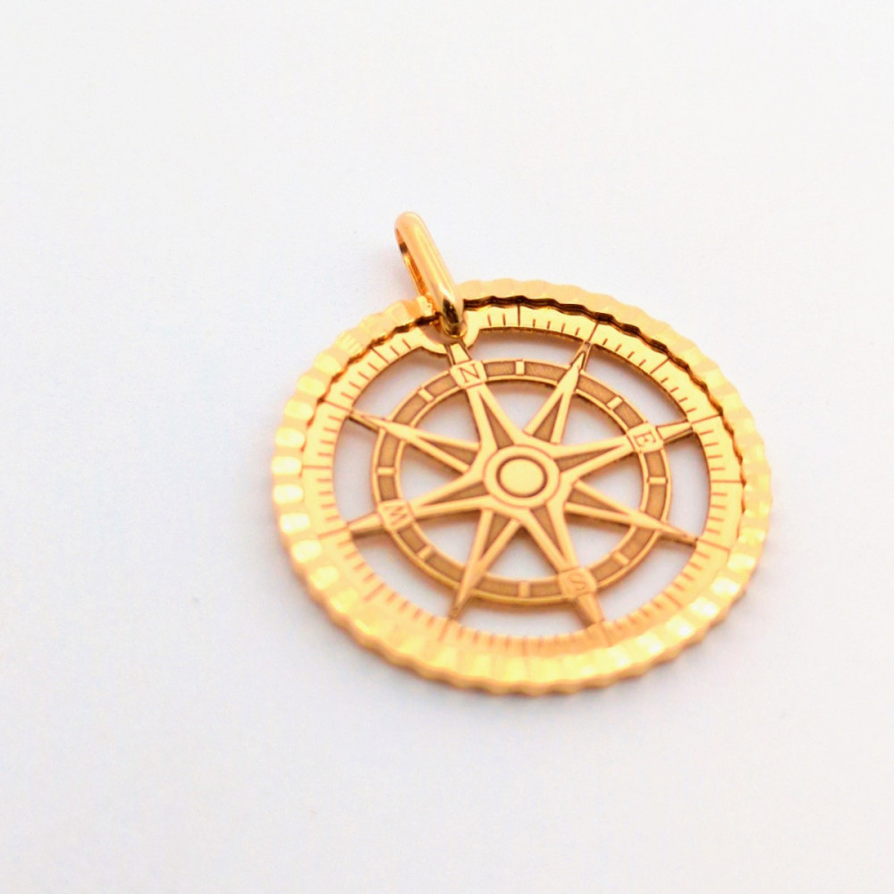 【18金イエローゴールドネックレス 羅針盤ペンダントトップ グリームカット長小豆0.25φ 45cm】富山県 富山市 贈り物 おすすめ ギフト 記念