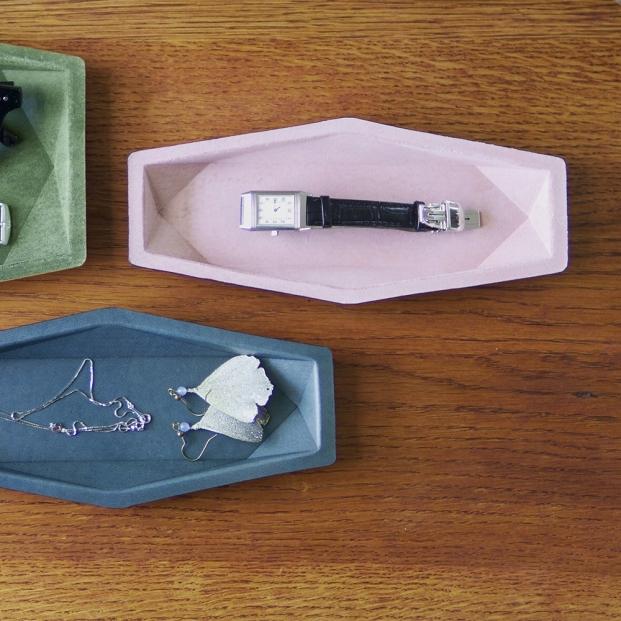 colm多角形レザートレイMサイズ　オリーブ　独自立体成型製法　