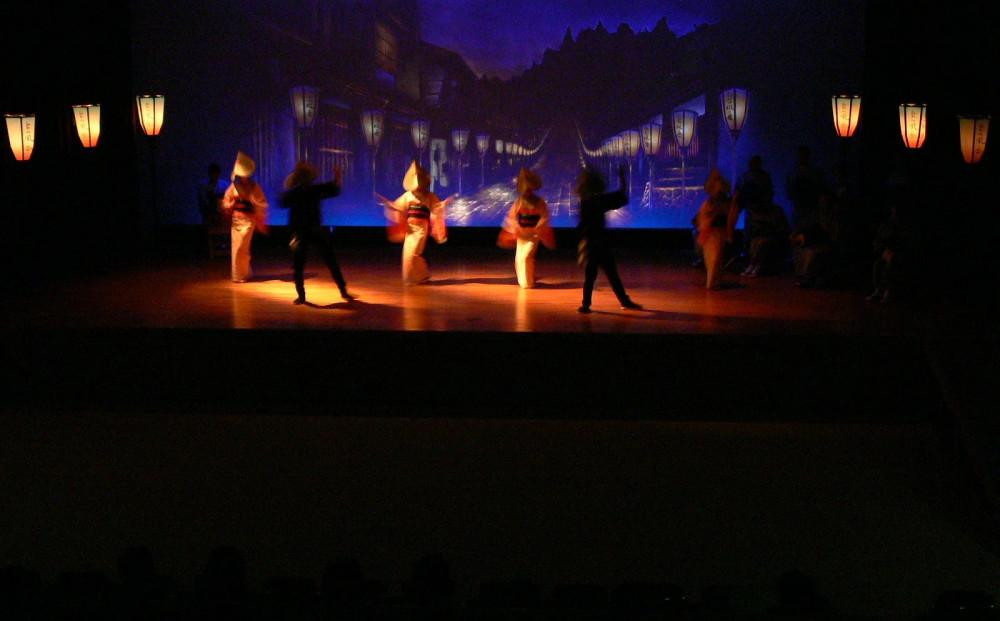 「越中八尾（やつお）おわら風のステージ」【11月8日(土)公演】ペアチケット（１組２枚）～風の盆の感動を毎月第２土曜日に体感～