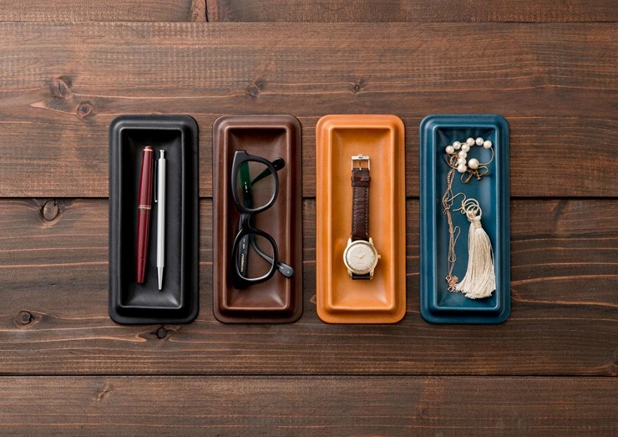 colmレザートレイMサイズ　ブラウン　立体成型で作った本革製トレー