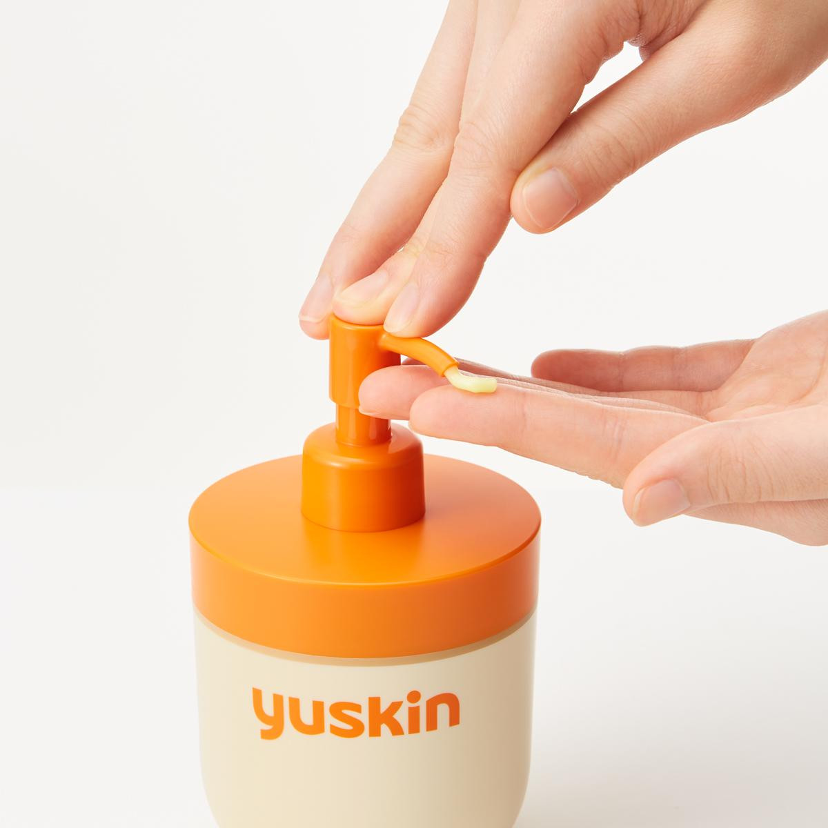 【指定医薬部外品】ユースキン ポンプ・つけかえパウチ セット（ひび あかぎれ しもやけを治す）