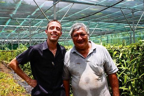 【ふるさと納税限定】 フランス人パティシエ手作り 人気マカロン８個 +季節限定新作マカロン２個　セット