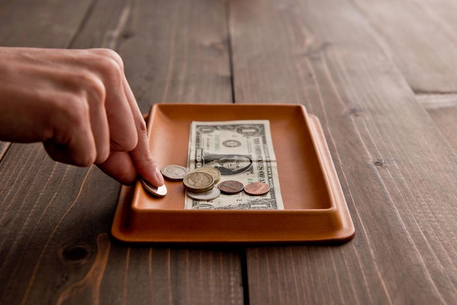 colmレザートレイLサイズ　ブラウン　立体成型で作った本革製トレー