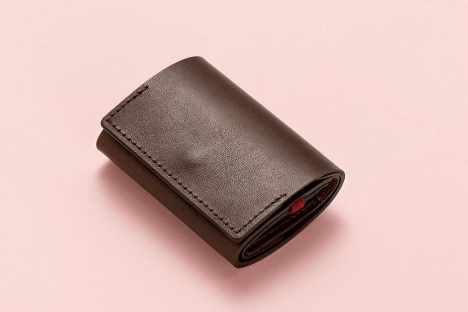 colmミニ財布　ブラウン　独自構造のコンパクトな本革財布