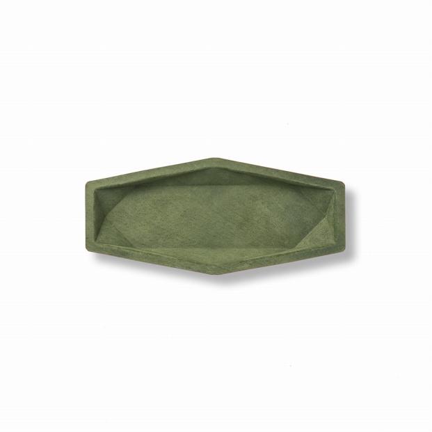 colm多角形レザートレイMサイズ　オリーブ　独自立体成型製法　