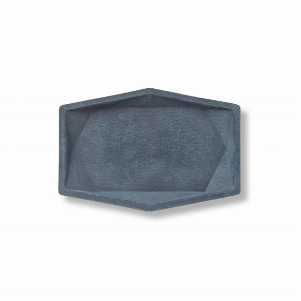 colm多角形レザートレイLサイズ　ブルーグレー　独自立体成型製法　