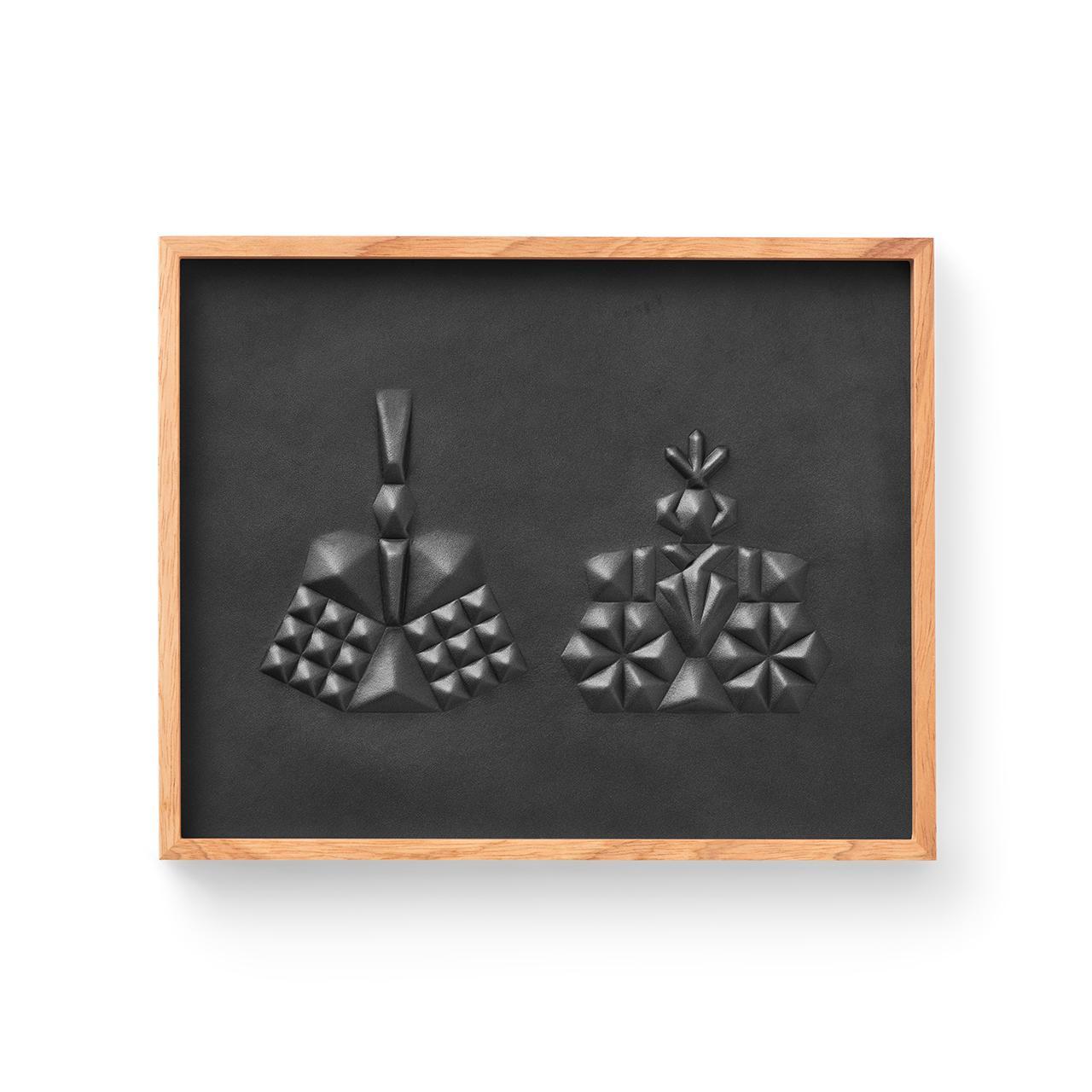 colm ひな人形 ブラック「本革を立体成型してつくった現代のインテリアに馴染むひな人形」