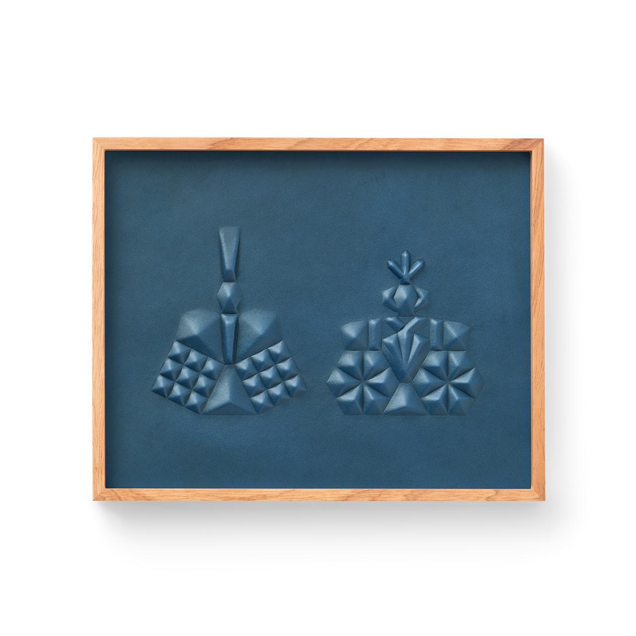 colm ひな人形 ブルー「本革を立体成型してつくった現代のインテリアに馴染むひな人形」