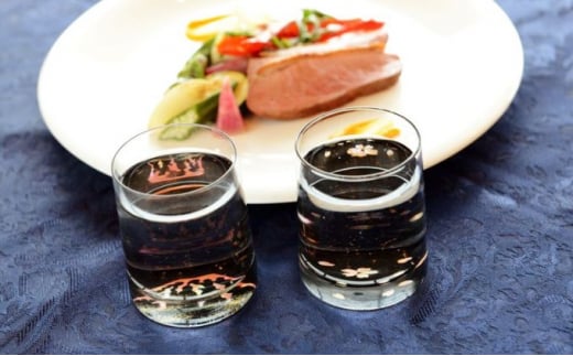 グラスセット 桜・赤富士（貝入）黒 酒器 工芸品 ガラス 高