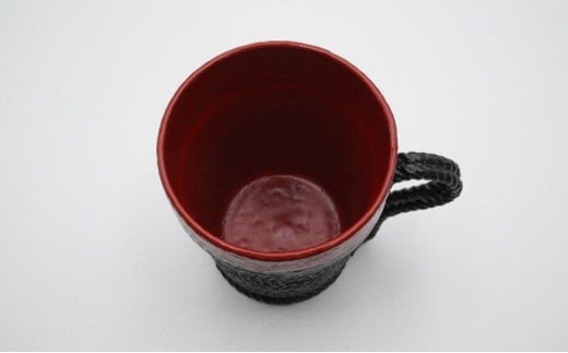 【高岡漆器】紐 マグカップ 赤・黒 シンプル おしゃれ 手作