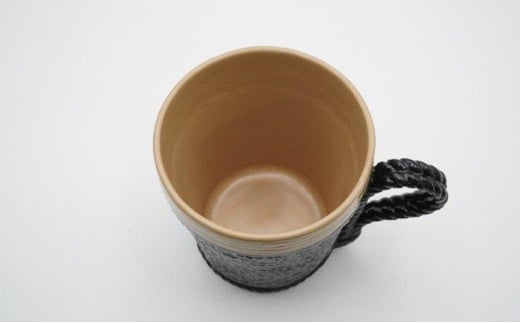 【高岡漆器】紐 マグカップ 白・黒  シンプル おしゃれ 手