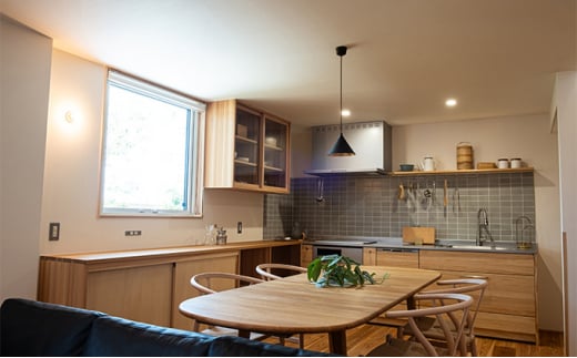 照明 ペンダントランプ 円錐 黒ムラ コード70cm 削りだし FUTA