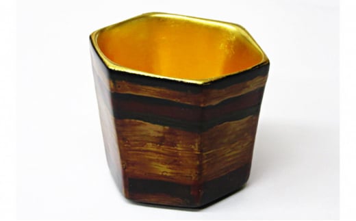 乾漆盃 内金箔 酒器 民芸品 工芸品 伝統技術 麻布 塗り重ね 