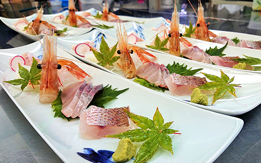 料亭喜楽  コースお食事券(30，000円分） 富山県魚津市