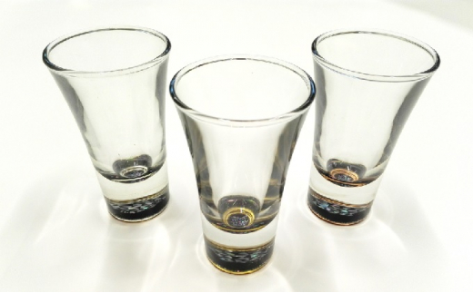 金・銀・銅箔漆グラス（54ml）３個セット 螺鈿細工 大正２年創業・老舗仏壇店の技術 おちょこ 酒器 職人 セット おしゃれ ガラス 富山 魚津漆器 工房ヤマセン