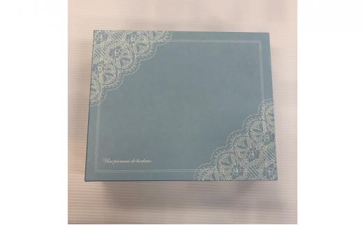 【粉】「ミラージュロイヤルブレンド」とナッツセット 自家焙煎コーヒー豆専門店とみかわ