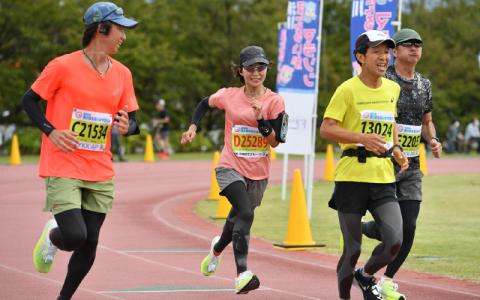 2025年10月12日（日）ほたるいかマラソン出走権1名（ ハーフマラソンの部）＋駐車場1台