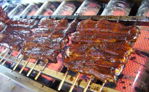 【鰻】くろべ名水うなぎ蒲焼　真空パック（冷凍）国産/長次郎 膳/富山県黒部市