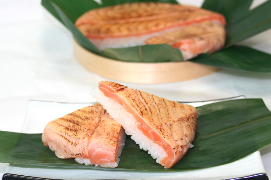 トロ 炙り ます寿司 470g×2個 鱒寿司 押し寿司 富山名物 冷蔵/ます寿司屋ヒロ助/富山県 黒部市