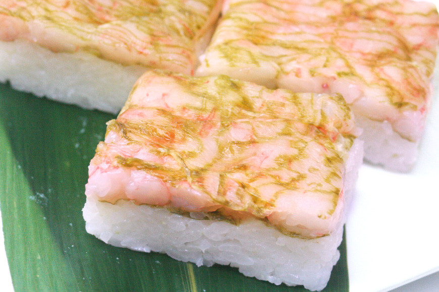 甘えび昆布〆の押し寿司 35g×6個 折箱入り 寿司 押し寿司 甘エビ 甘海老 富山名物 冷蔵/ます寿司屋ヒロ助/富山県 黒部市