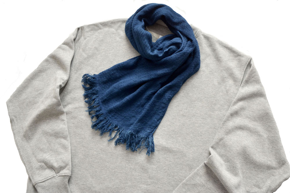 藍染めコットンリネンストール 1  黒部の名水染め