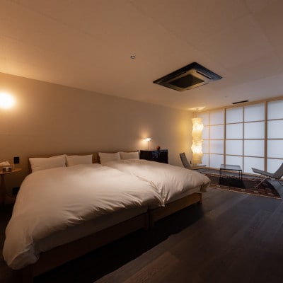 【楽土庵宿泊+越中いさみ太鼓見学付き】紙の部屋、夕朝食付き(スペシャルディナー)ペア宿泊券