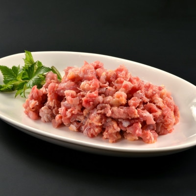 おやべ火ね鶏(親鶏)モモ粗挽肉　老鶏ヒネ　かしわ　1.6Kg(400g×4袋真空パック・解凍)【配送不可地域：離島】