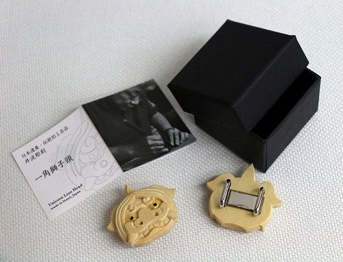 伝統的工芸士が制作したミニ獅子頭「帯留め」