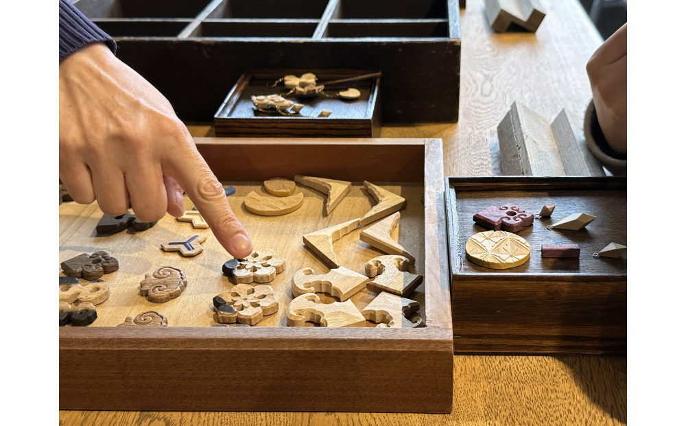 井波彫刻のアクセサリーづくり ペンダント・ブローチ＜体験プラン＞