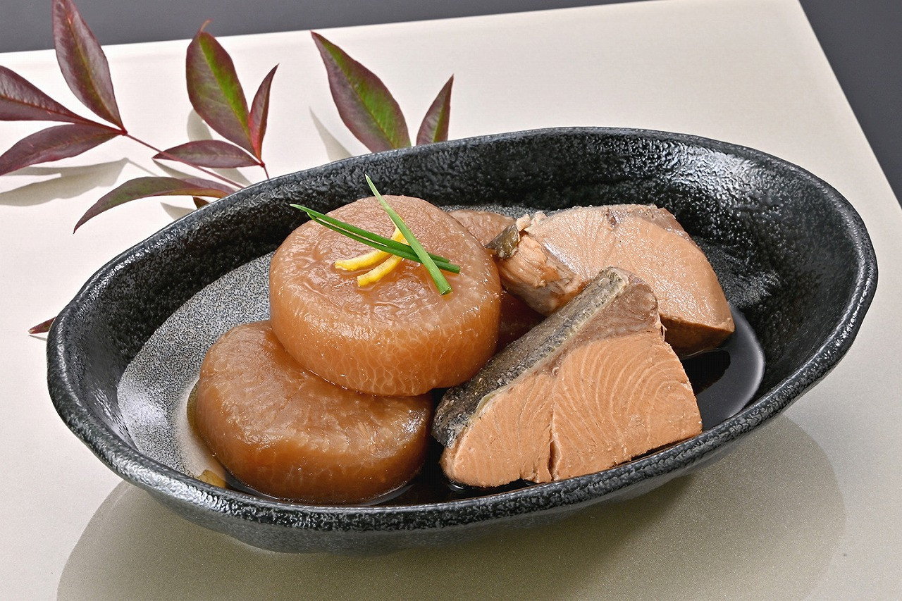 ぶり大根　富山の郷土料理　源助大根とブリを炊き合わせた本格派のおいしさ