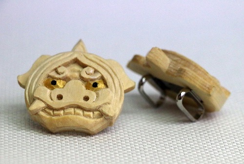 伝統的工芸士が制作したミニ獅子頭「帯留め」