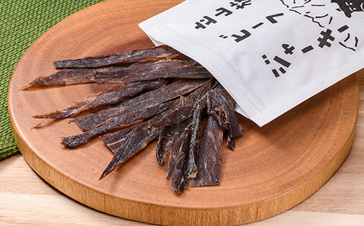 立山放牧牛のビーフジャーキー（5個） カシワファーム 牛肉 立山放牧牛 ビーフジャーキー おつまみ おやつ 携行食 富山県 立山町 F6T-547