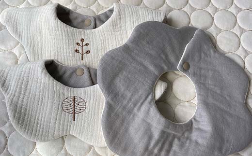 手作り もくもくスタイ お任せ 3枚セット 綿100% ガーゼ生地 よだれかけ セット 雲 花 ベビースタイ スタイ よだれカバー ベビー用品 出産祝い お祝い ギフト 贈り物 ハンドメイド 男女兼用 国産 yuzukinari F6T-725