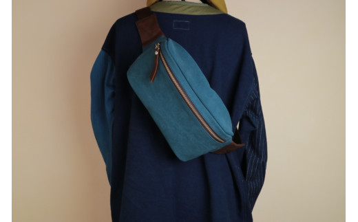 ボディバッグ ブルー [アトリエSASSA 富山県 朝日町 34310130]