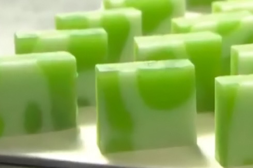 ヒスイ羊かん10個入 [大むら菓子舗 富山県 朝日町 34310338] お菓子 和菓子 スウィーツ 羊羹 羊かん ヒスイ 翡翠 小豆 あんこ とやまもの