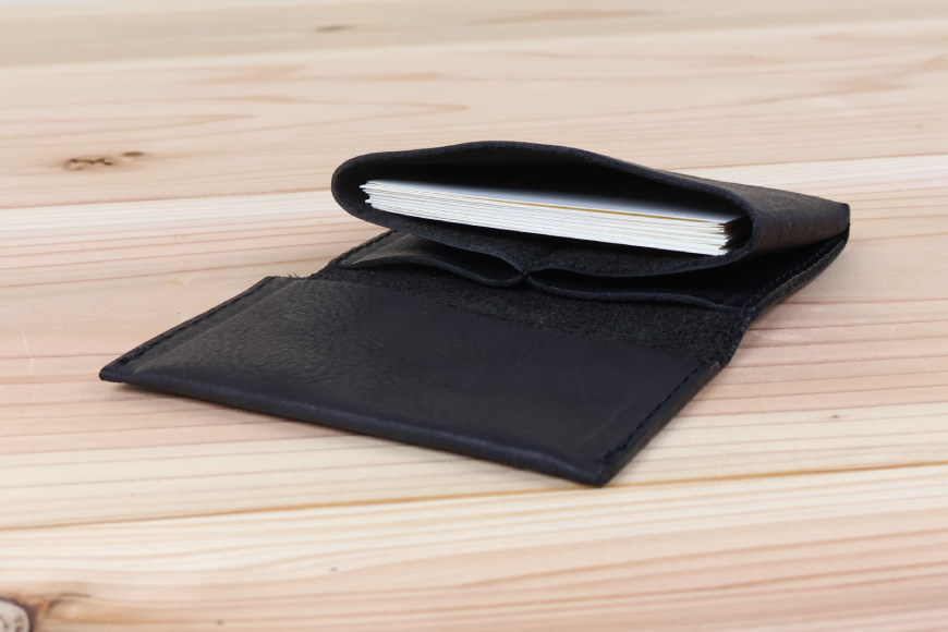 名刺入れ [アトリエSASSA 富山県 朝日町 34310573-bk] 名刺 めいし 名刺入 カードケース 革 牛革 国産 レザー手作り カードホルダー シンプル