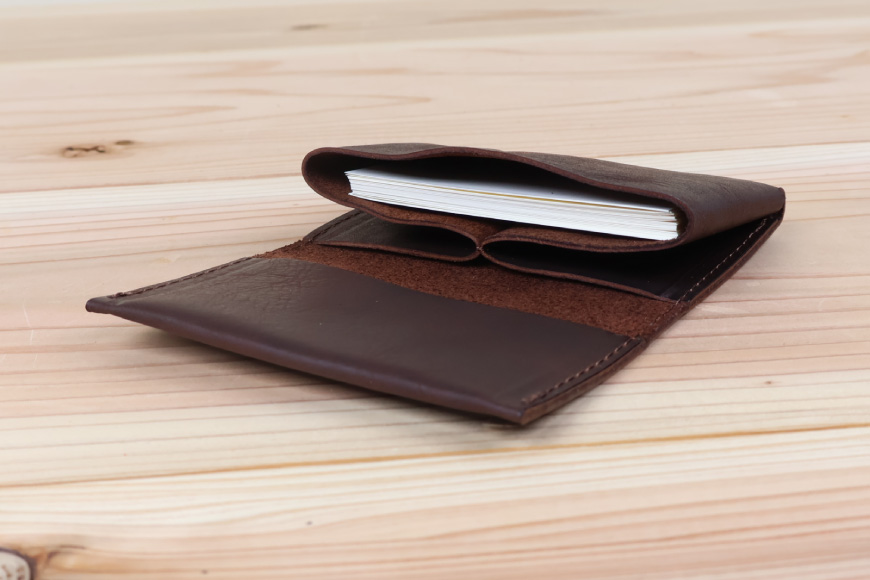 名刺入れ [アトリエSASSA 富山県 朝日町 34310573-bw] 名刺 めいし 名刺入 カードケース 革 牛革 国産 レザー手作り カードホルダー シンプル