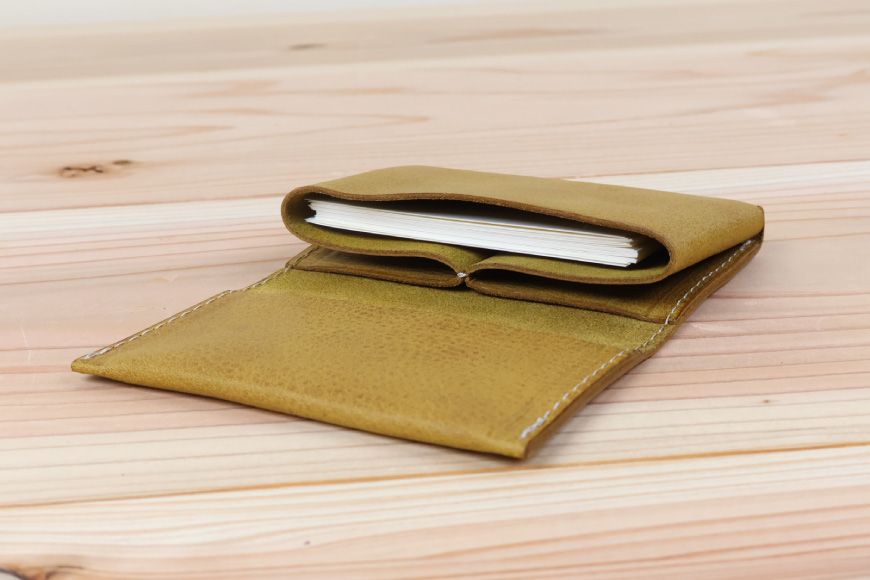 名刺入れ [アトリエSASSA 富山県 朝日町 34310573-ir] 名刺 めいし 名刺入 カードケース 革 牛革 国産 レザー手作り カードホルダー シンプル