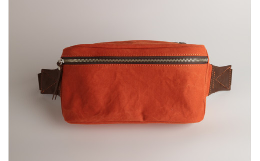 ボディバッグ オレンジ [アトリエSASSA 富山県 朝日町 34310133]