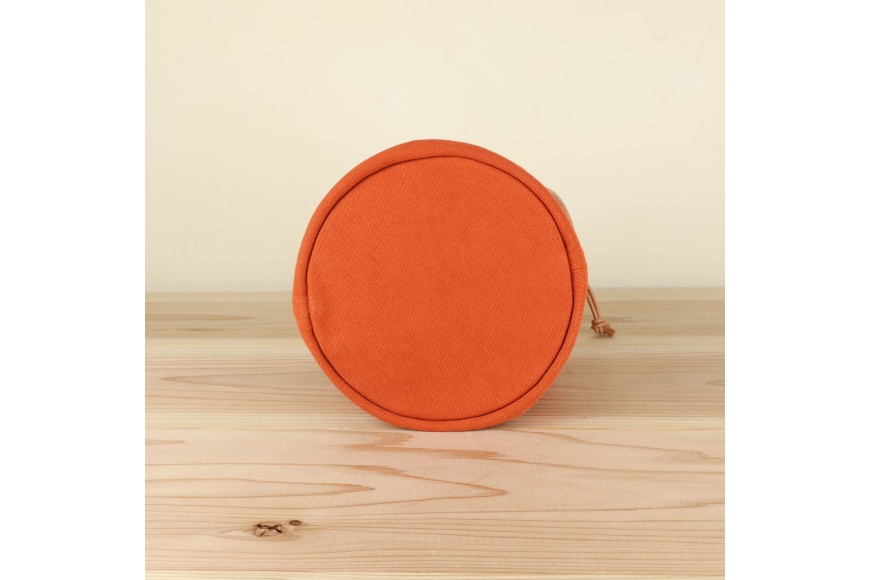 丸底の巾着バッグ　L　オレンジ / アトリエSASSA / 富山県 朝日町 [34310191]
