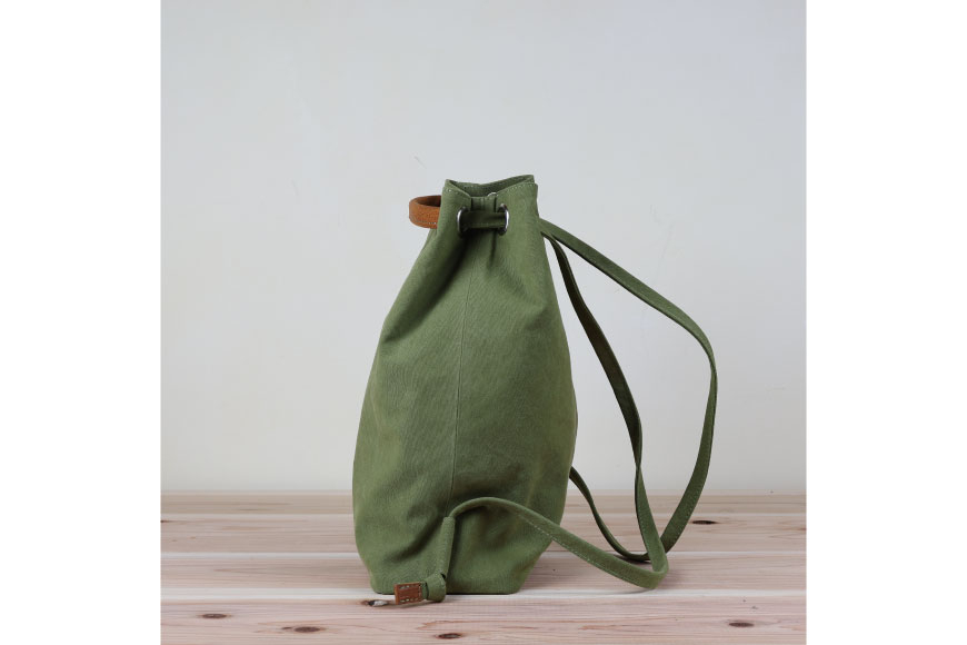 リュック ライトカーキ [アトリエSASSA 富山県 朝日町 34310398-lk] リュックサック 大容量 帆布 革 おしゃれ 手作り シンプル レザー