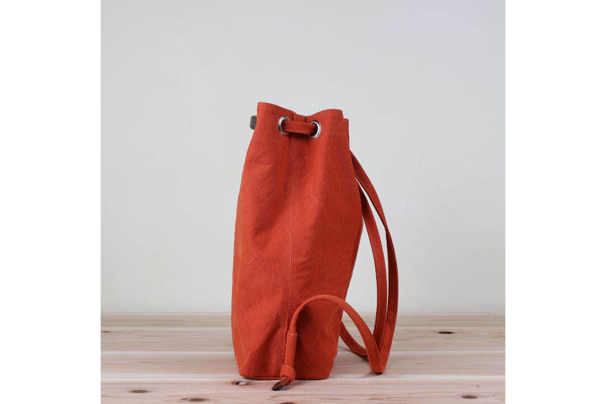 リュック オレンジ [アトリエSASSA 富山県 朝日町 34310398-or] リュックサック 大容量 帆布 革 おしゃれ 手作り シンプル レザー