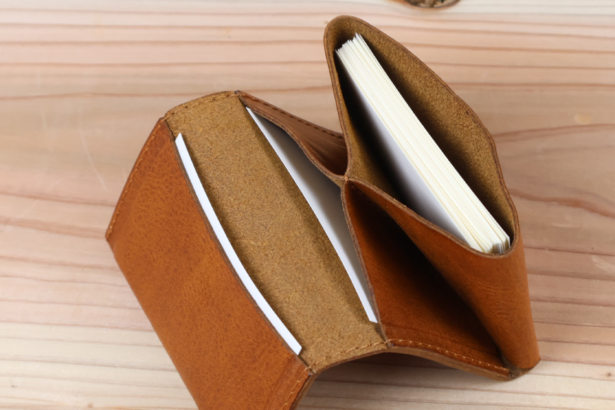 名刺入れ [アトリエSASSA 富山県 朝日町 34310573-nb] 名刺 めいし 名刺入 カードケース 革 牛革 国産 レザー手作り カードホルダー シンプル