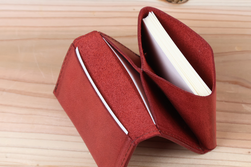 名刺入れ [アトリエSASSA 富山県 朝日町 34310573-sm] 名刺 めいし 名刺入 カードケース 革 牛革 国産 レザー手作り カードホルダー シンプル