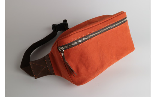 ボディバッグ オレンジ [アトリエSASSA 富山県 朝日町 34310133]